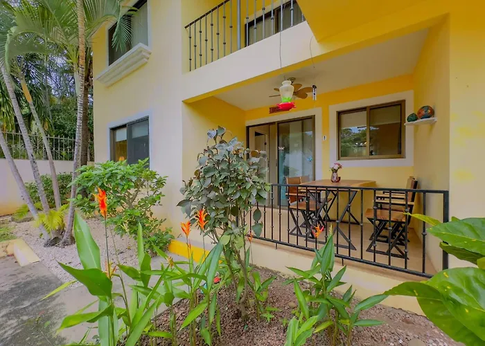 Apartment Tropical Waves #1 2 Bed 2 Bath Tropical Living Coco