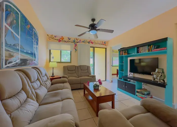 Tropical Waves #1 2 Bed 2 Bath Tropical Living Apartment Coco